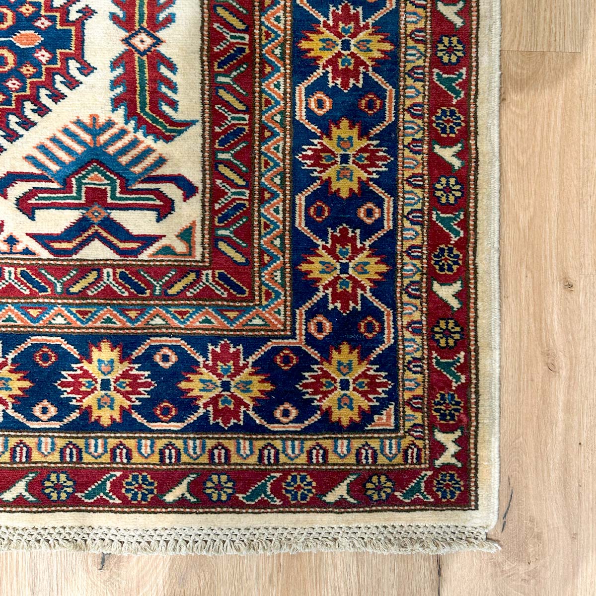 שטיחים עבודת יד שטיח שירוואן 00 צבעוני 186*133