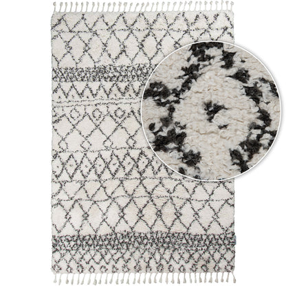 שטיח קזבלנקה 01 לבן/שחור עם פרנזים CASABLANCA