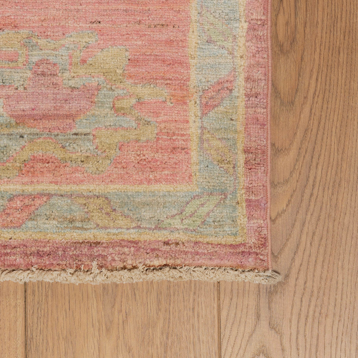 שטיח אושק antique wash ורוד/צבעוני 239*172 USHAK