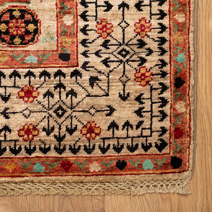 שטיח סוזני בז' 198*155 SUZANI