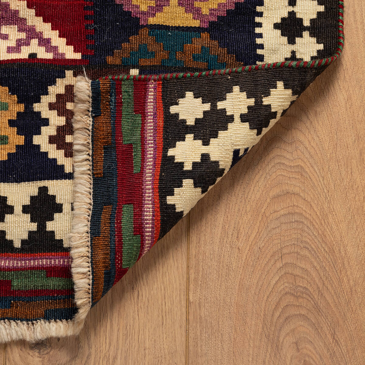 שטיח קילים קשקאי צבעוני 221*150 KILIM