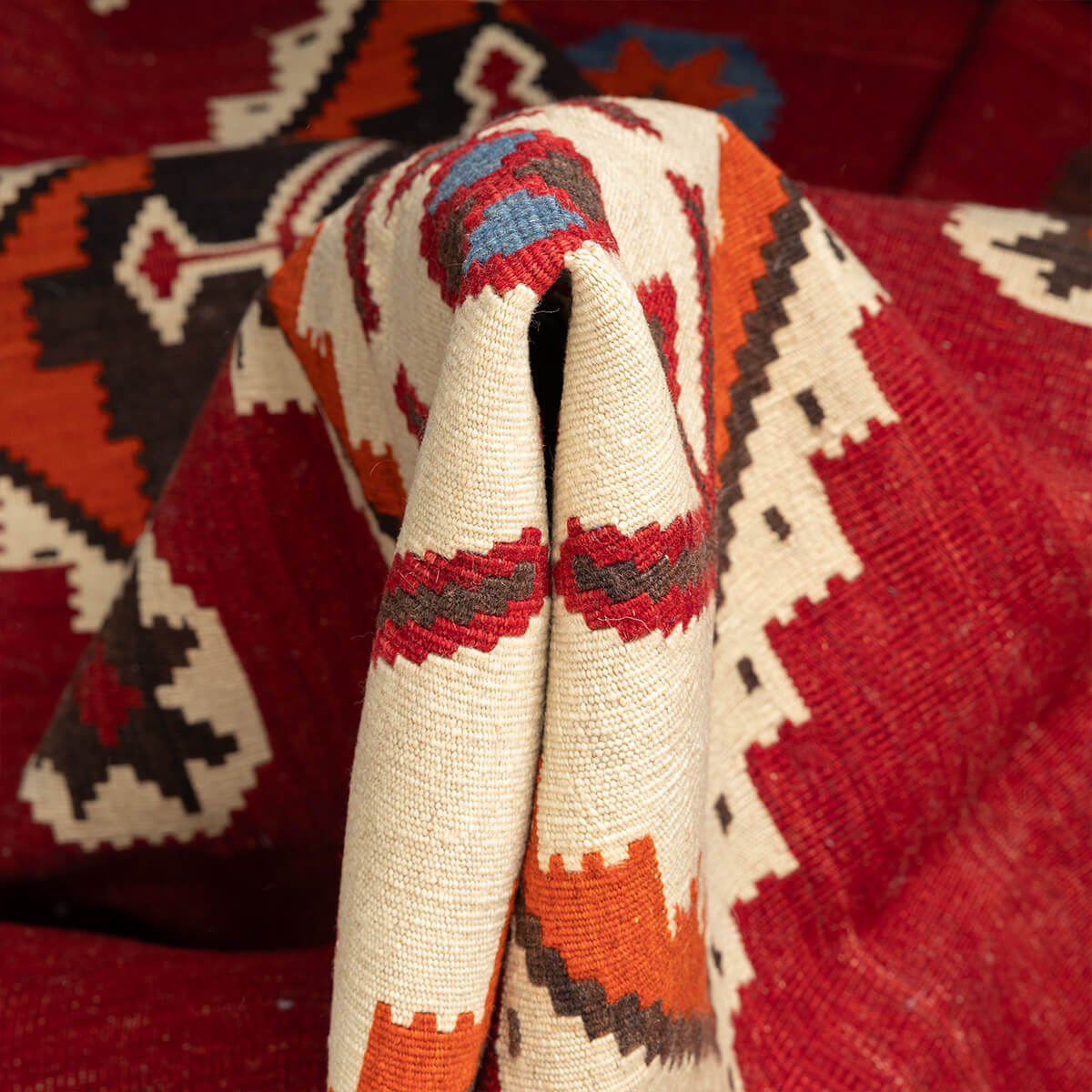 שטיח קילים קשקאי צבעוני 316*210 KILIM