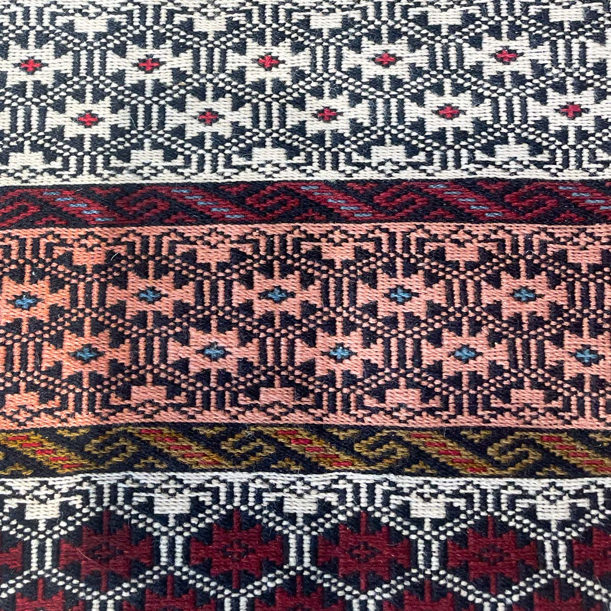 שטיח סומק אפשר 00 צבעוני 193*123
