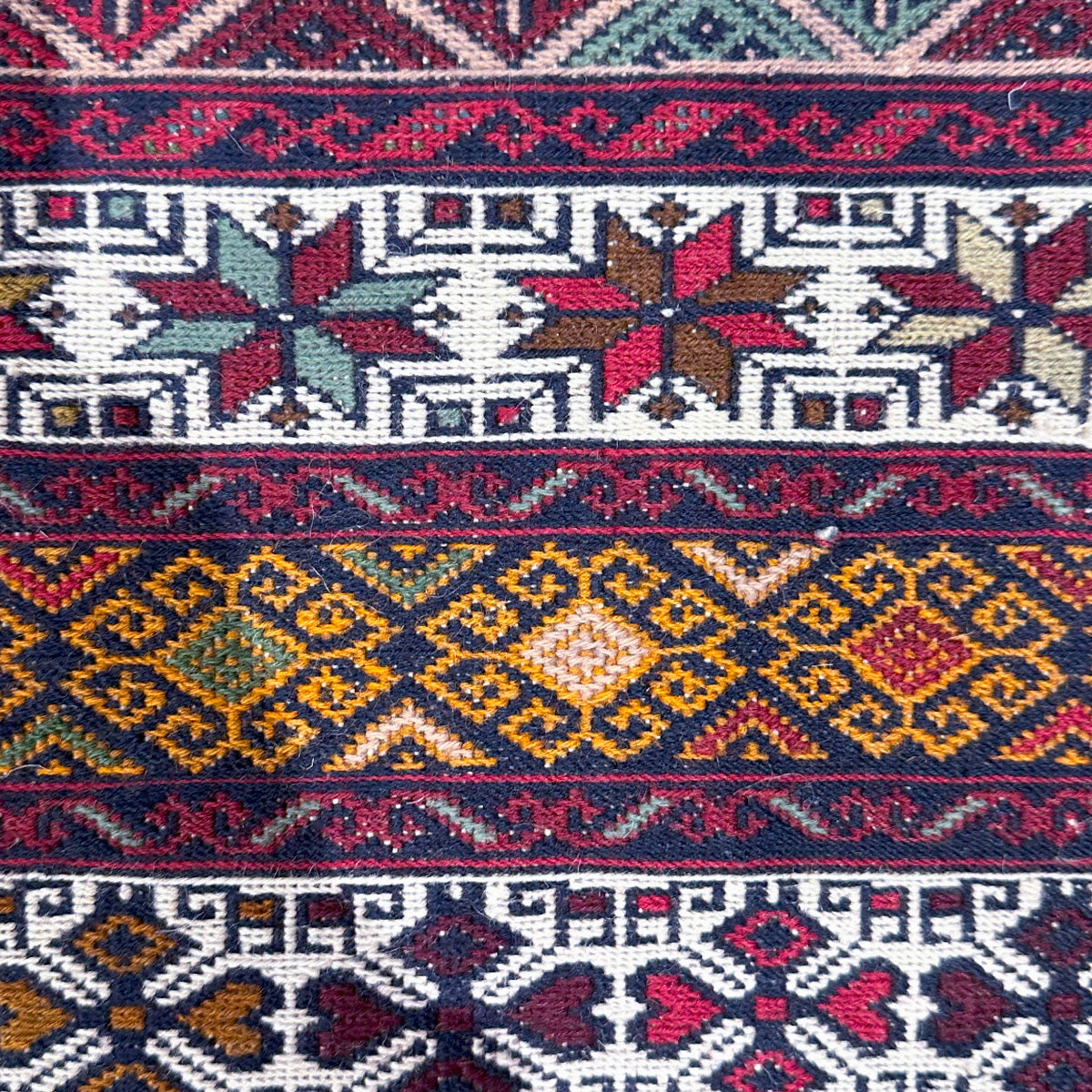 שטיח סומק אפשר משי 00 צבעוני 189*136