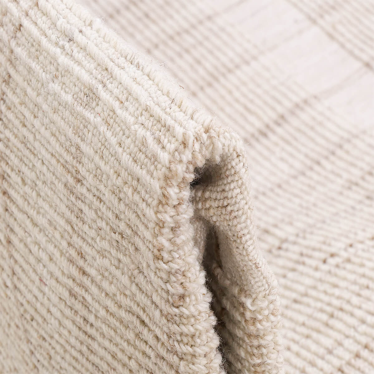 שטיח רוקי בז' ROCKY