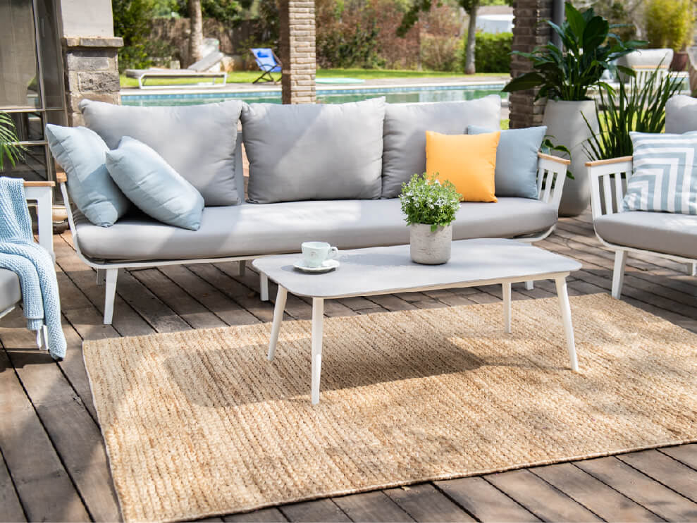 התאמת שטיחי חוץ