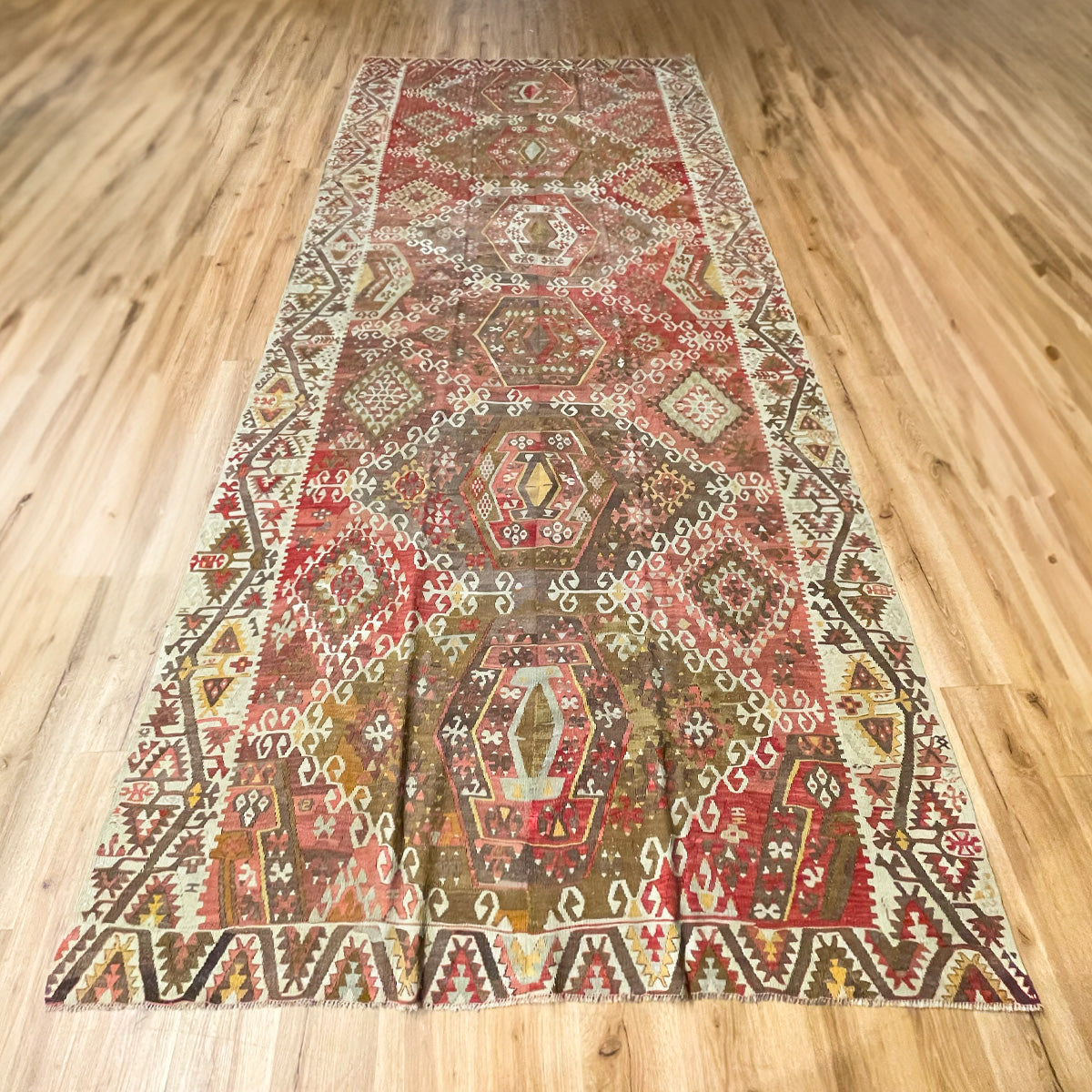 שטיח קילים אנטולי - שטיח פרסי עתיק באריגה שטוחה