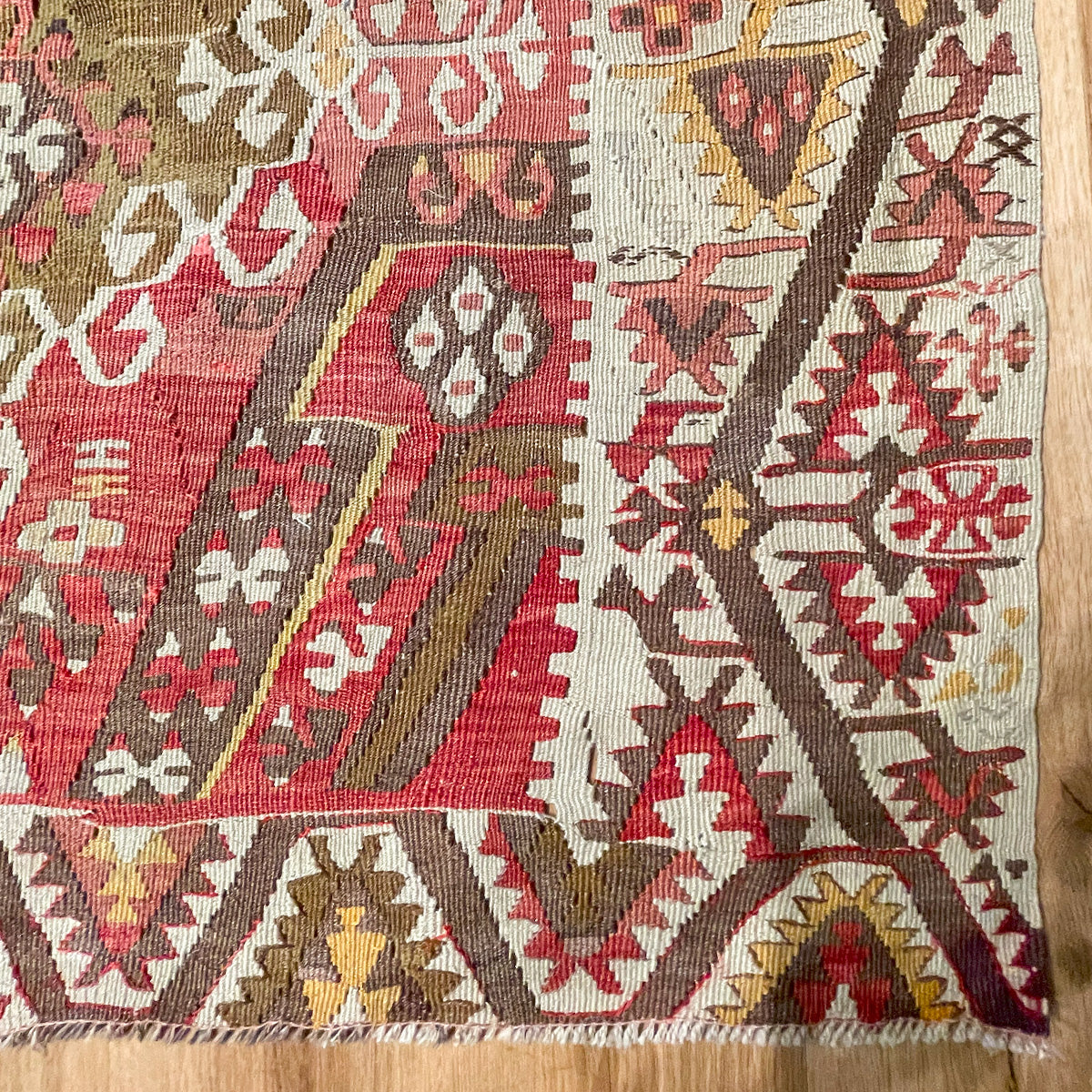 שטיח קילים אנטולי - שטיח פרסי עתיק באריגה שטוחה