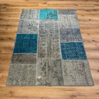 שטיח טלאים אפור/טורקיז 171*120 PATCHE