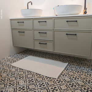 שטיחון אמבט אלפי בז' 80*50 ALFIE