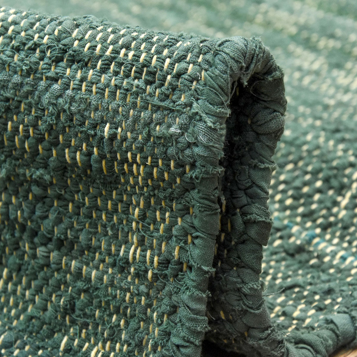 שטיח דייזי 02 ירוק בקבוק/חרדל DAISY