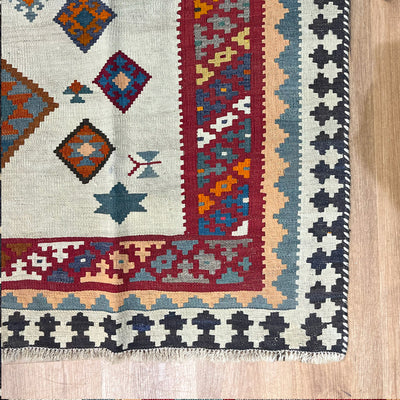 שטיח קילים קשקאי צבעוני 236*140 KILIM