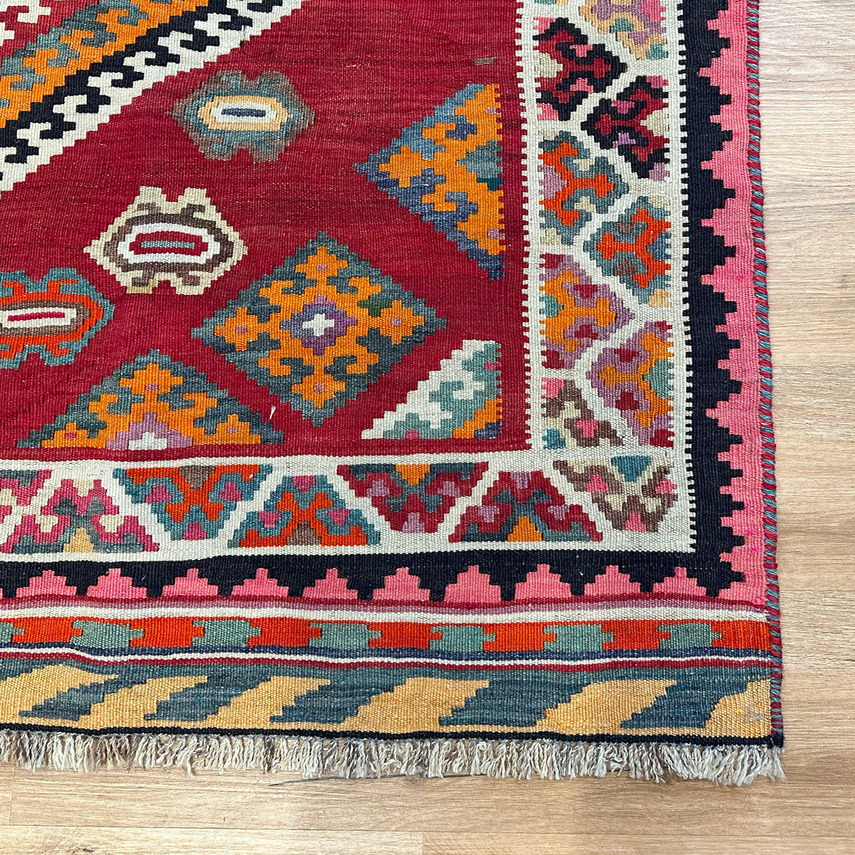שטיח קילים קשקאי 00 צבעוני 258*166 KILIM