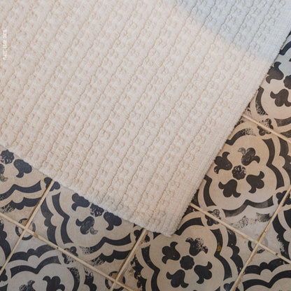 שטיחון אמבט אלפי בז' 80*50 ALFIE