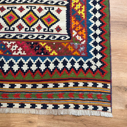 שטיח קילים קשקאי - שטיח פרסי עבודת יד