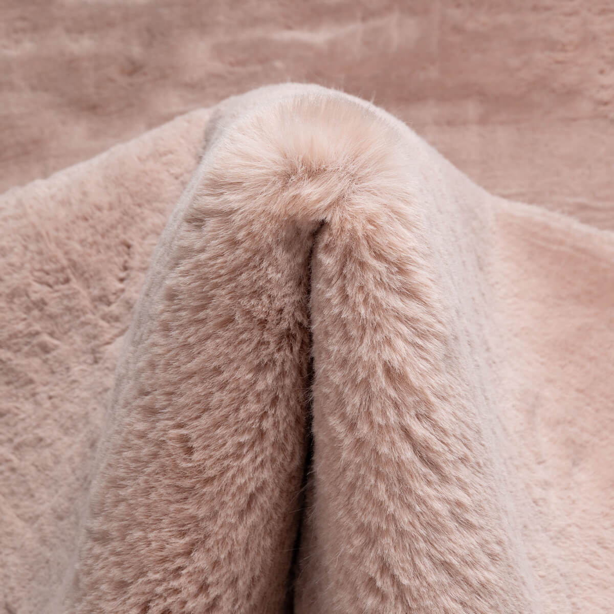 שטיח באני עגול BUNNY