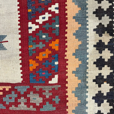 שטיח קילים קשקאי צבעוני 236*140 KILIM