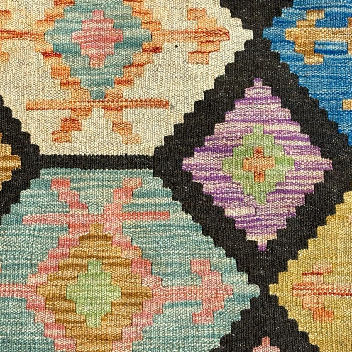 שטיח קילים פרסי רטרו צבעוני 203*150 KILIM
