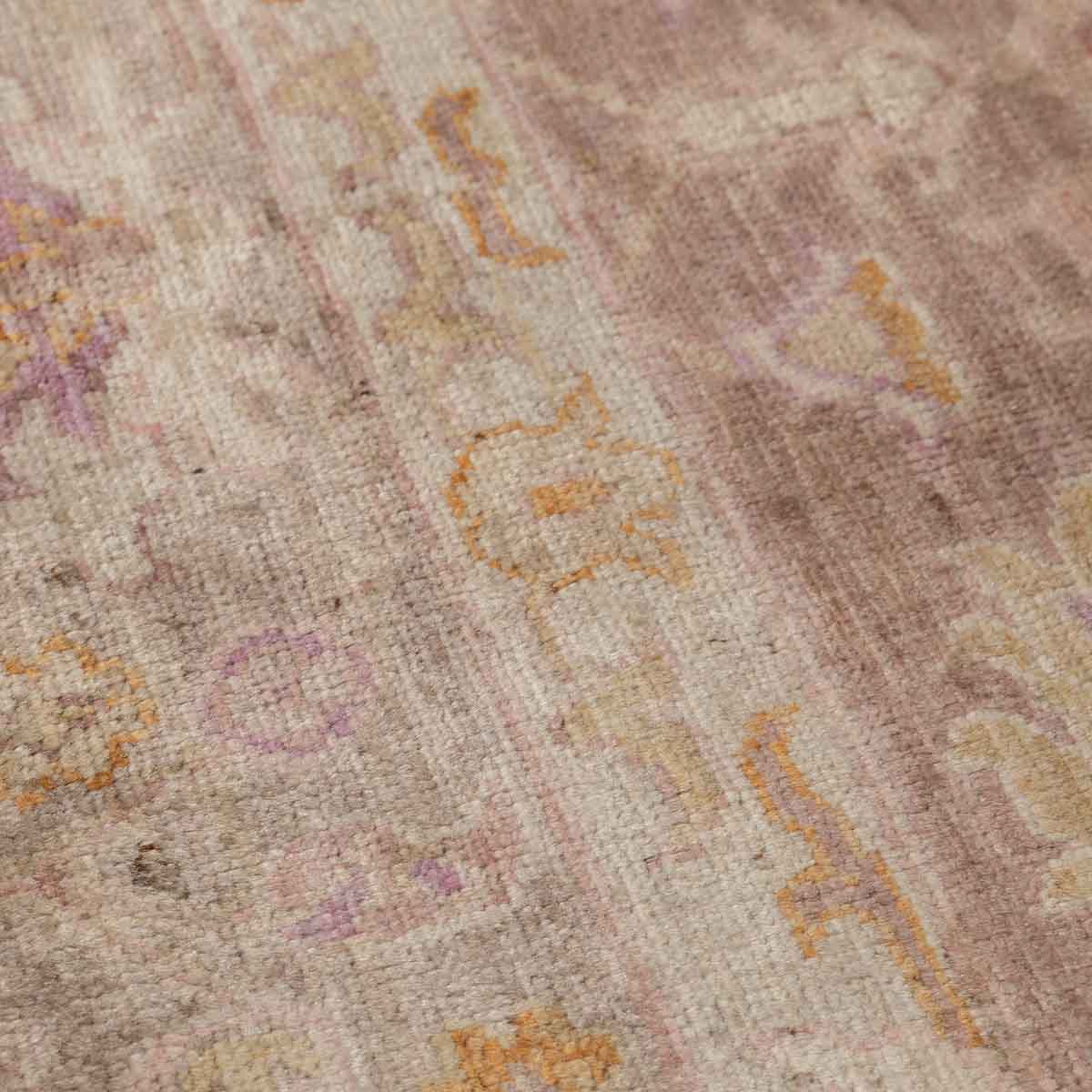 שטיח אושאק צבעוני 240*169 USHAK