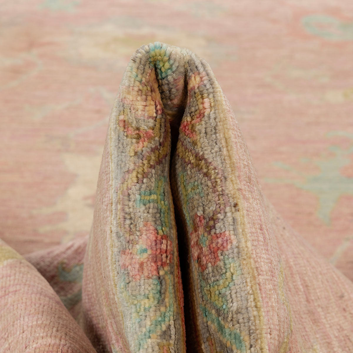 שטיח אושק antique wash ורוד/צבעוני 282*205 USHAK