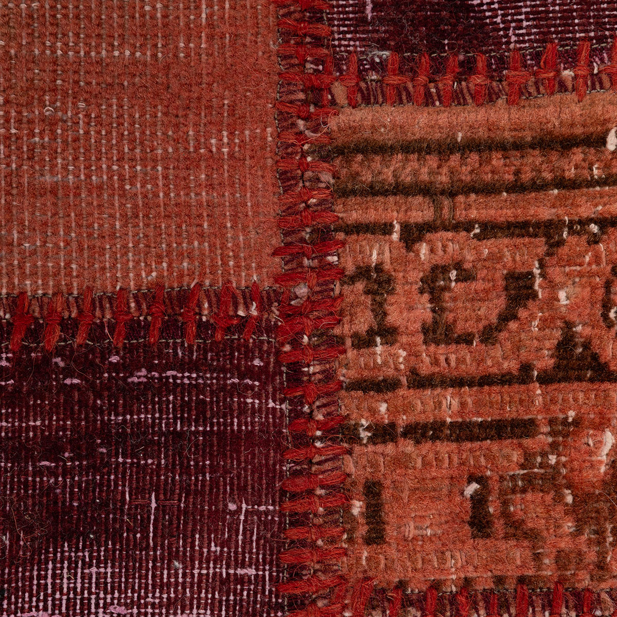 שטיח טלאים אדום/סגול 244*175 PATCH