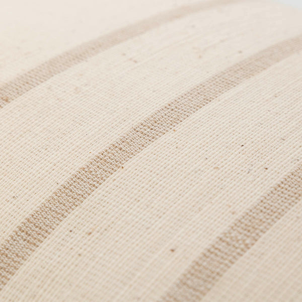 כרית מדלין לבן\בז' 60*35 MADLINE - hover