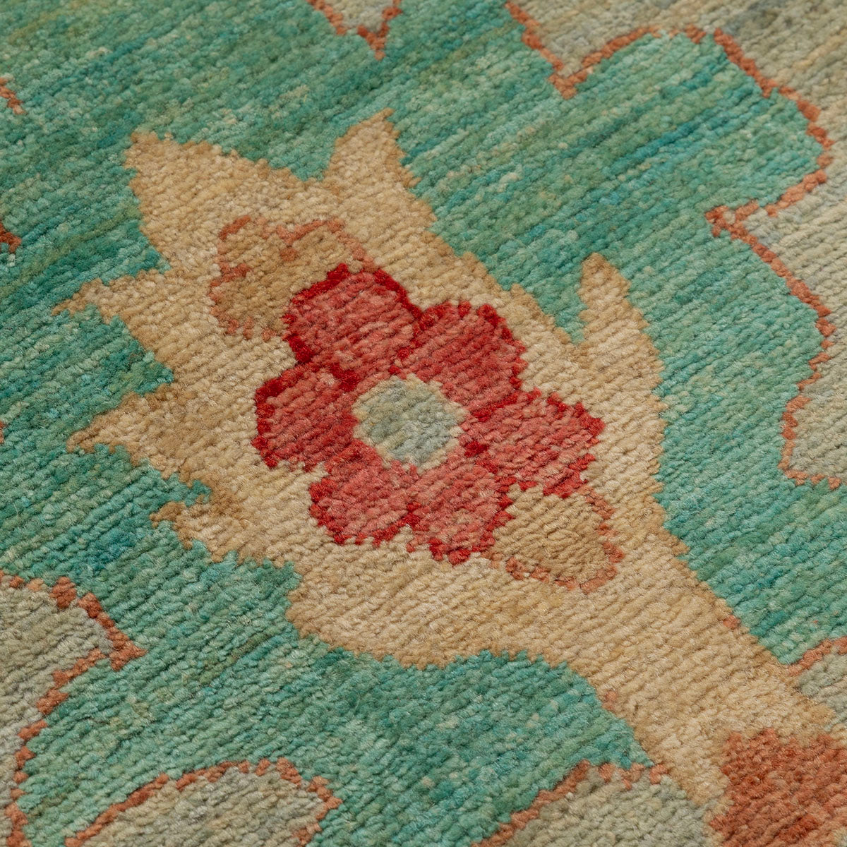 שטיח אושק תכלת/צבעוני 301*206 USHAK