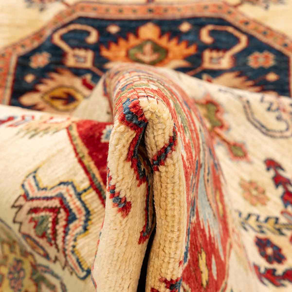 שטיח קייזר לבן 254*183 KAYZAR - hover