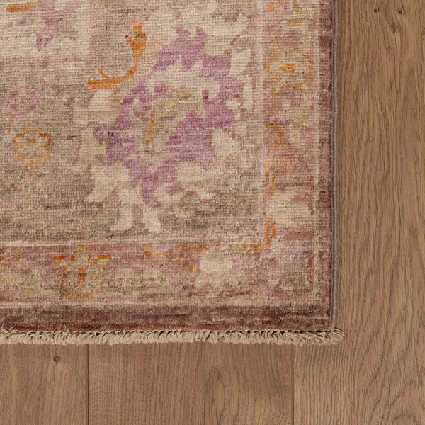 שטיח אושאק צבעוני 240*169 USHAK