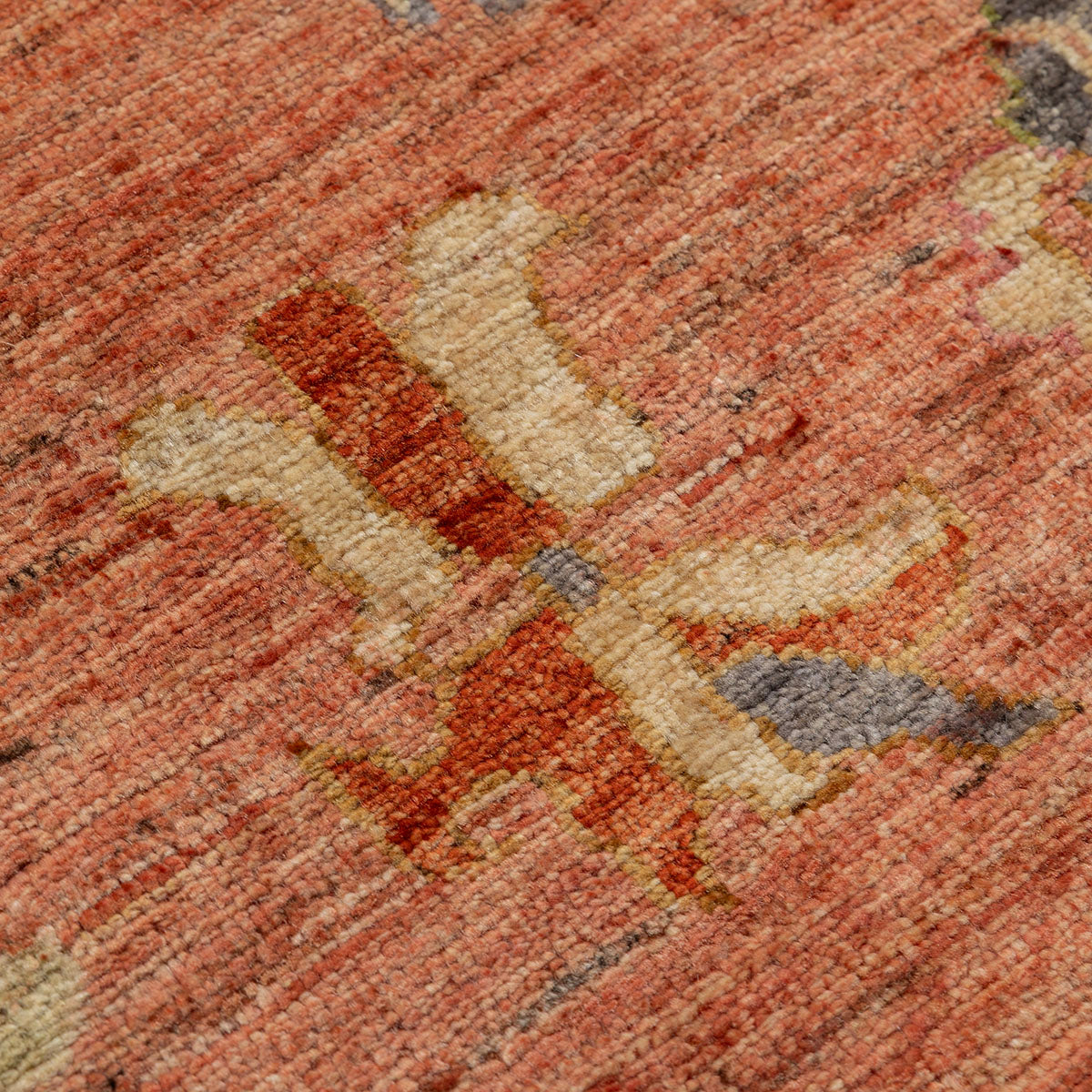 שטיח אושק antique wash אדום/צבעוני 242*175 USHAK