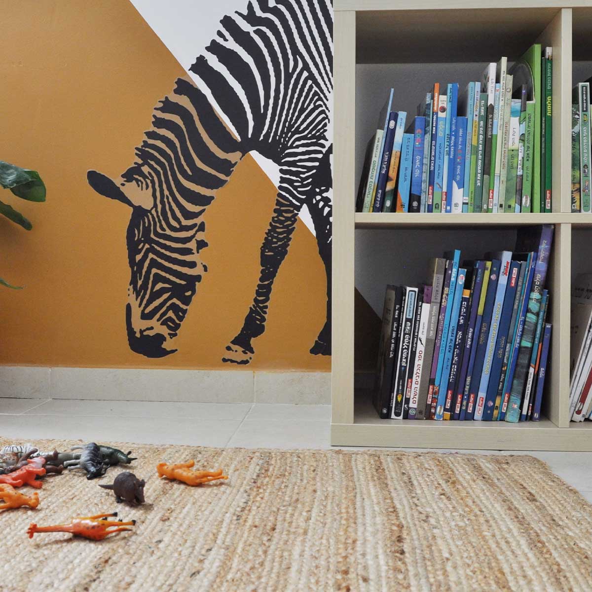 שטיח תמר אריגה שטוחה 01 בז' | השטיח האדום | עיצוב וצילום: מעיין פיינשטיין הום סטיילינג