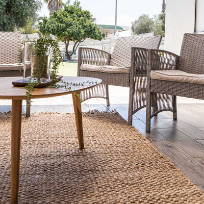 שטיח תמר אריגה גסה 06 בז' עם פרנזים | השטיח האדום | עיצוב: רויטל יקואל, צילום: גילי פרידמן סטודיו ויזואלית