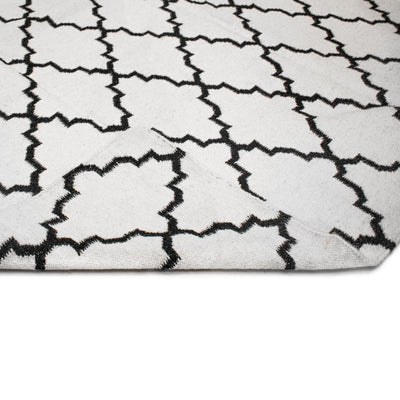 שטיח קילים הדס 09 לבן/שחור | השטיח האדום
