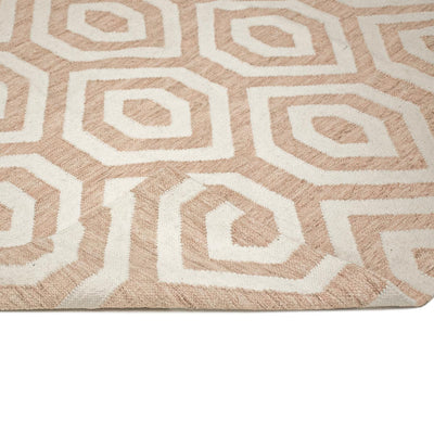 שטיח קילים הדס 02 ורוד/לבן עם פרנזים | השטיח האדום
