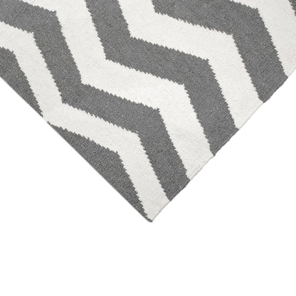 שטיח קילים הדס 01 אפור כהה/לבן | השטיח האדום