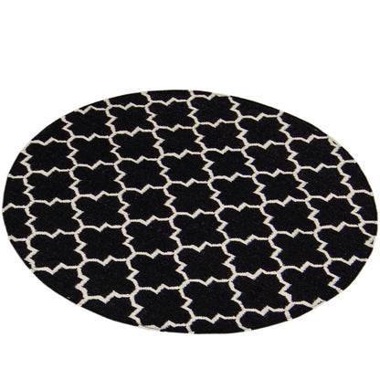 שטיח קילים הדס 07 שחור/לבן עגול | השטיח האדום
