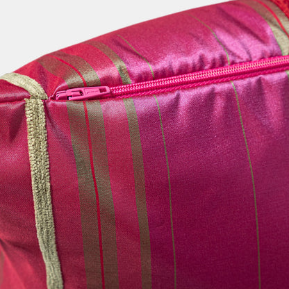 כרית פוז 01 אדום/פוקסיה פסים