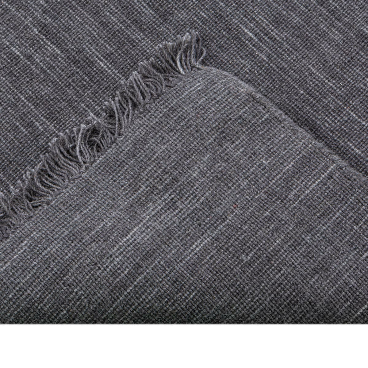 שטיח יעל 02 אפור עם פרנזים | השטיח האדום