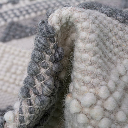 שטיח נירוונה 05 לבן/אפור | השטיח האדום