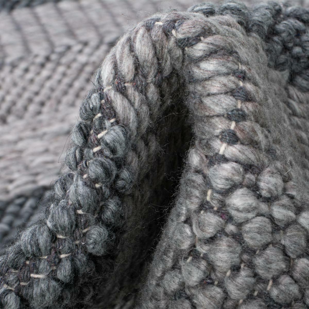 שטיח נירוונה 06 אפור/אפור כהה | השטיח האדום