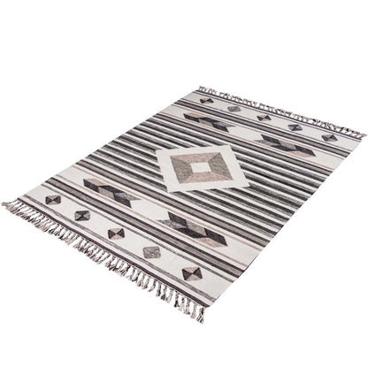 שטיח קילים סקנדינבי 02 ורוד עם פרנזים | השטיח האדום