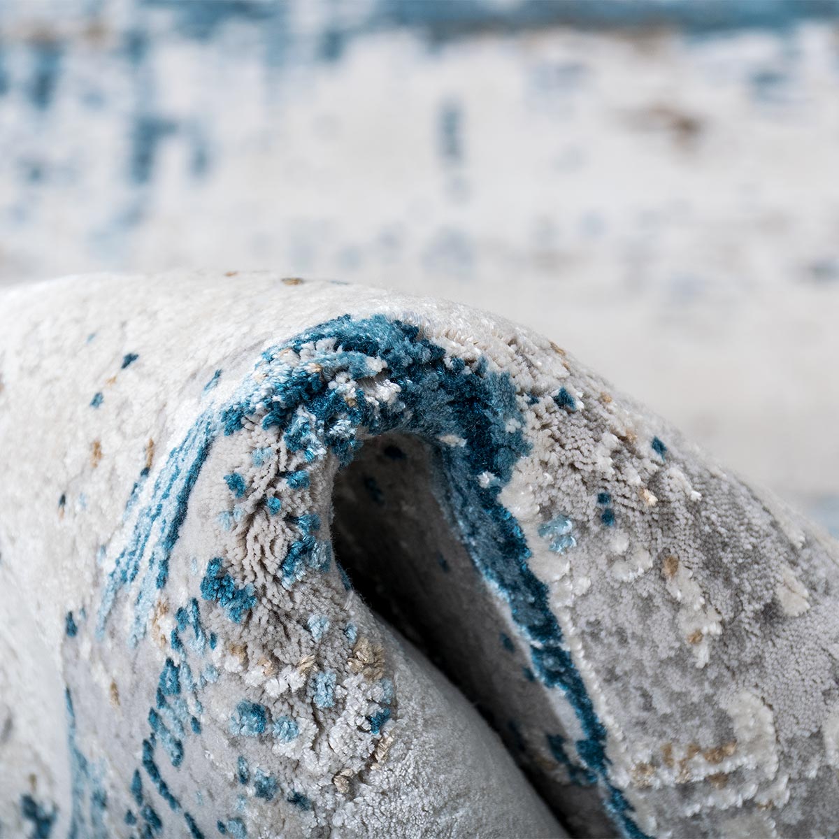 שטיח ג'איפור 04 אפור/כחול עם פרנזים | השטיח האדום