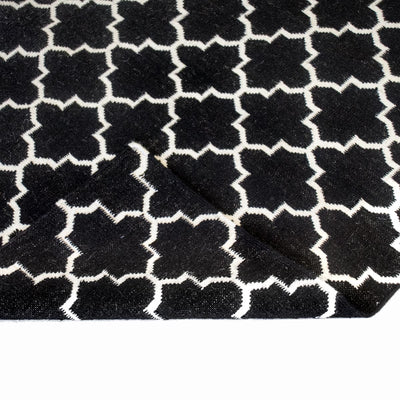 שטיח קילים הדס 07 שחור/לבן | השטיח האדום