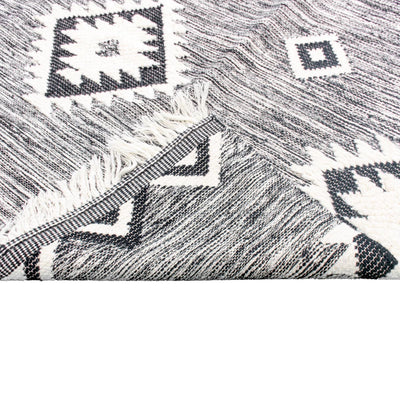 שטיח קילים סקנדינבי 06 אפור עם פרנזים | השטיח האדום