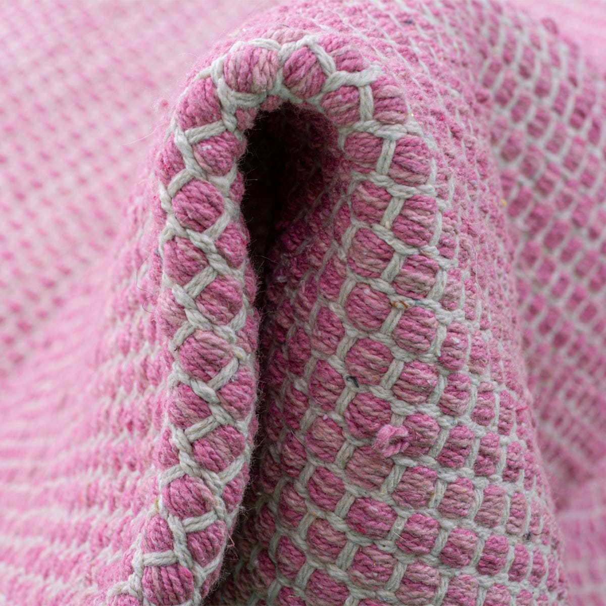 שטיח גפן כותנה 01 ורוד כהה עם פרנזים | השטיח האדום