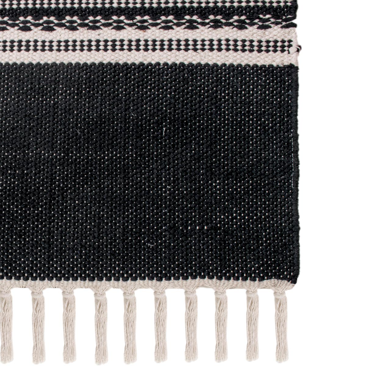 שטיח גפן כותנה 02 שחור עם פרנזים | השטיח האדום