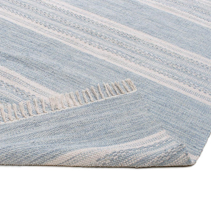 שטיח גפן כותנה 02 תכלת עם פרנזים | השטיח האדום