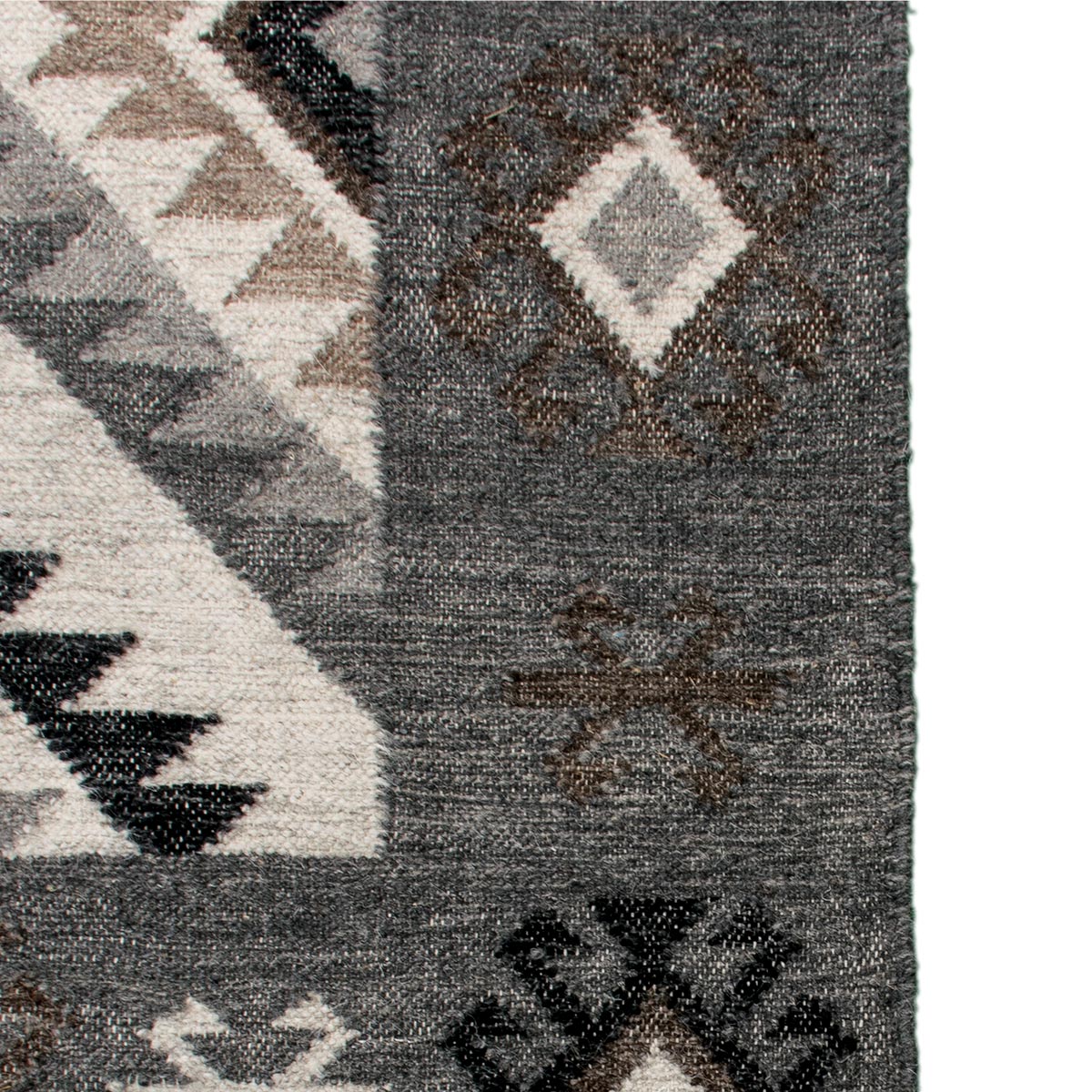 שטיח קילים סקנדינבי 01 אפור עם פרנזים | השטיח האדום