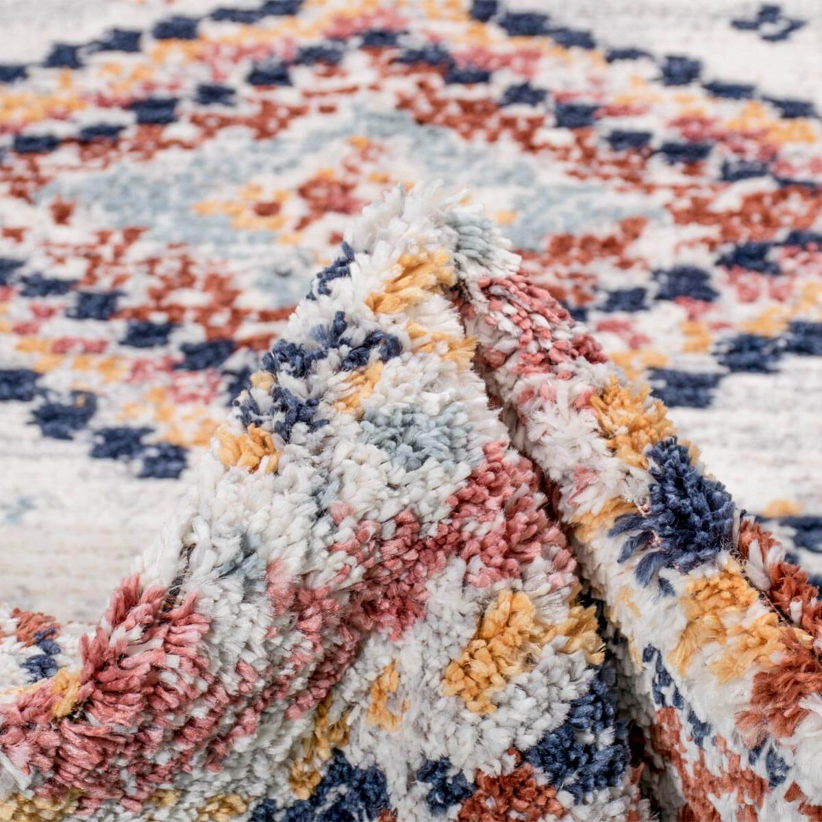 שטיח טנג'יר 05 צבעוני עם פרנזים | השטיח האדום
