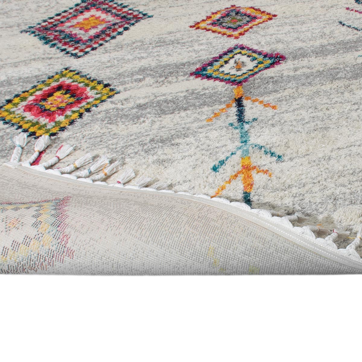 שטיח מיקונוס 01 קרם/אפור עם פרנזים | השטיח האדום